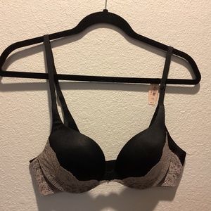Victoria Secret push up padded bra size 34B